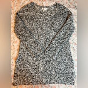 BCBG pullover sweater, gray, size M/L. Excellent condition, thick knit material.